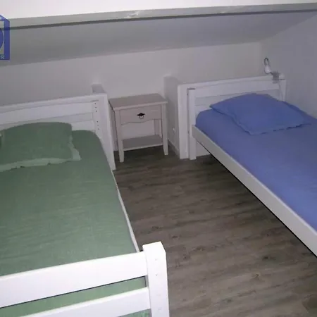 Dom wakacyjny Pavillon 300m Avec Piscine Et Parking, Climatisation - Fr-1-781-79 *